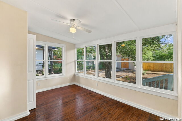 1122 W Mulberry Property Photo 19