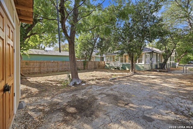 1122 W Mulberry Property Photo 22