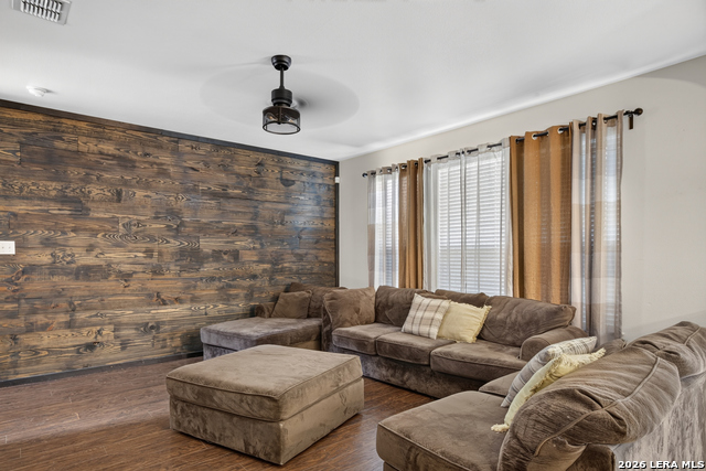 228 Eagle Flight Property Photo 8