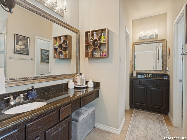 21518 Promontory Cir Property Photo 16