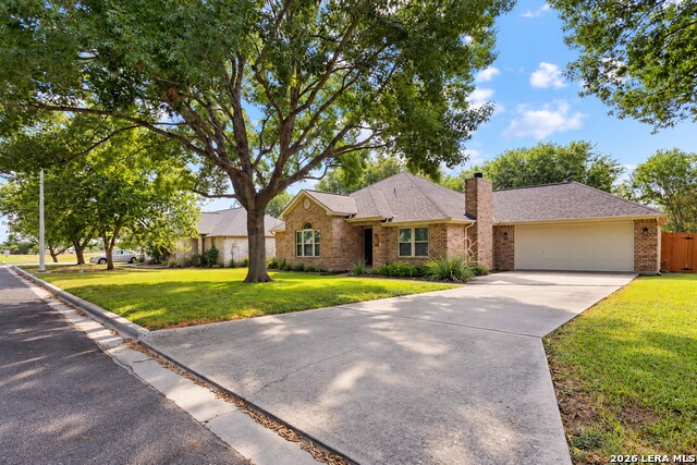 1935 Tiara Dr Property Photo 2