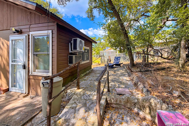 18627 Hillside Drive Property Photo 16