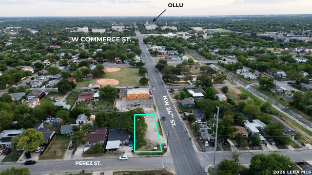 3232 Perez St Property Photo 11