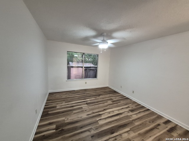 13136 Los Espanada St Property Photo 16