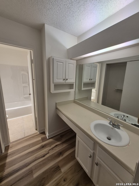 13136 Los Espanada St Property Photo 21