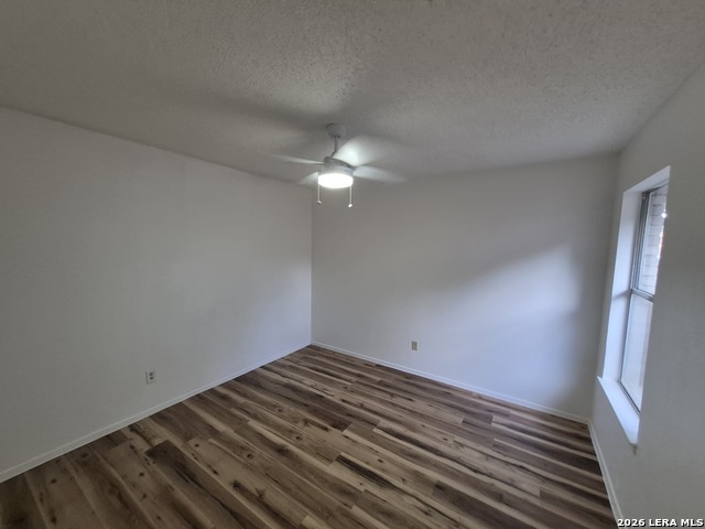 13136 Los Espanada St Property Photo 24