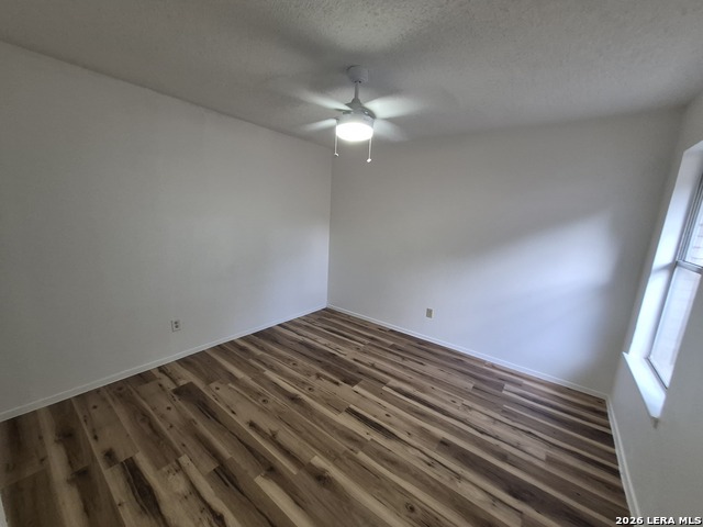 13136 Los Espanada St Property Photo 28