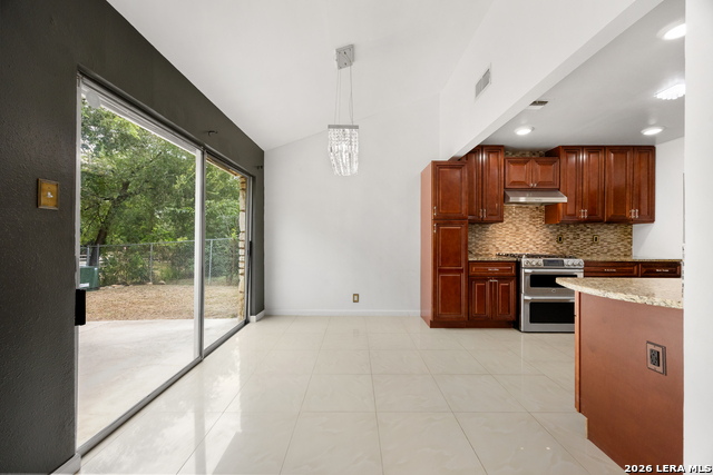 8218 Dawnwood Dr Property Photo 13