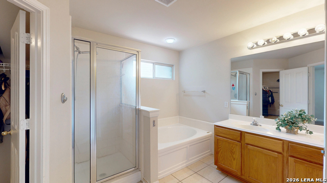 19534 Clay Oak Property Photo 29
