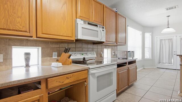 1007 Water Lily Property Photo 14