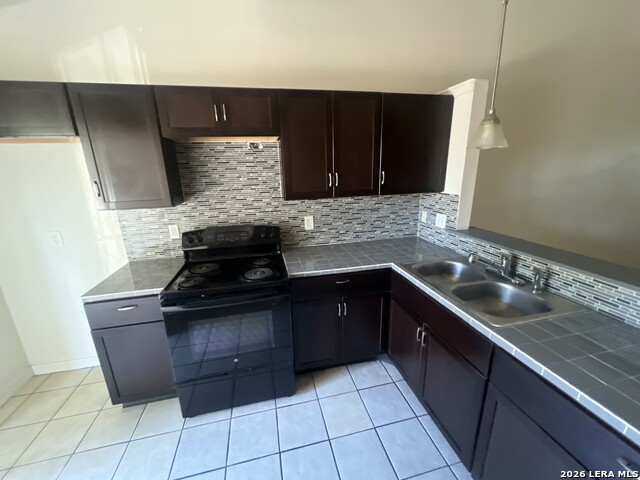 5919 Fairmeade St Property Photo 11