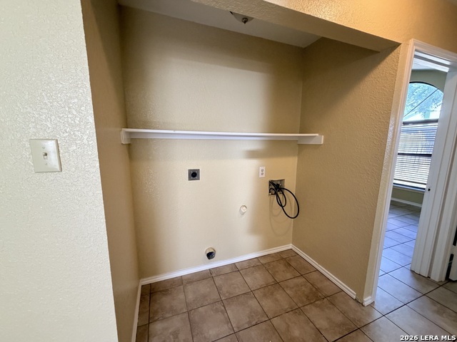 10207 Canton Fld Property Photo 6