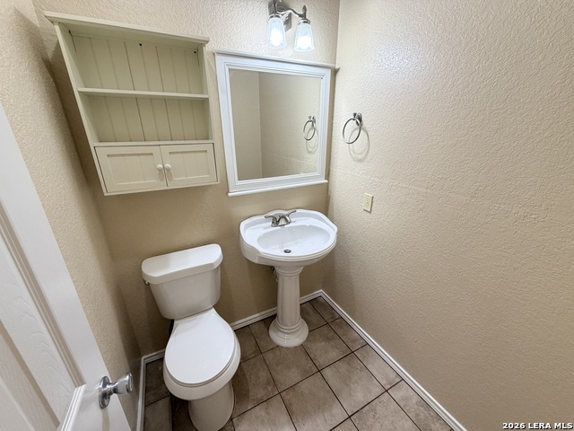 10207 Canton Fld Property Photo 7