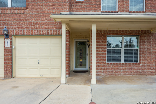 6607 Chasethorn Dr Property Photo 2