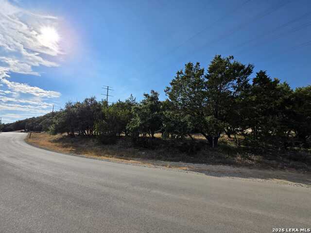 1025 Ridgeway Dr Property Photo 1