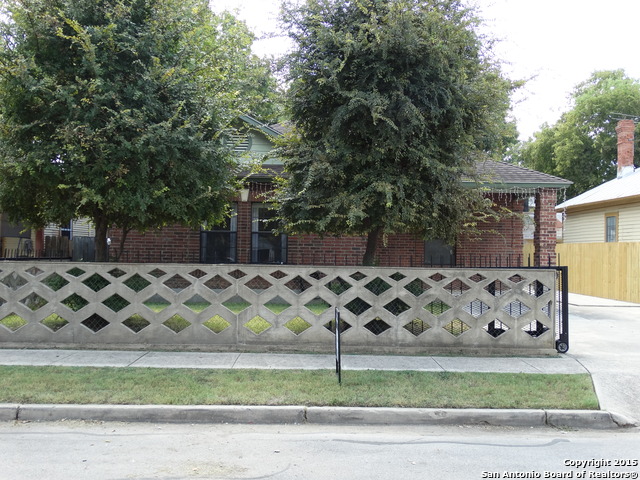 260 Ray Ave Property Photo 1