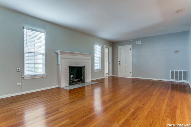 331 E Rosewood Property Photo 6