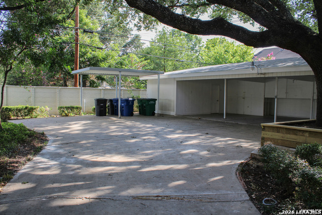 331 E Rosewood Property Photo 29