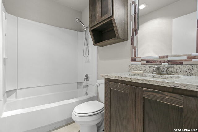 4135 Hickory Sun Property Photo 10
