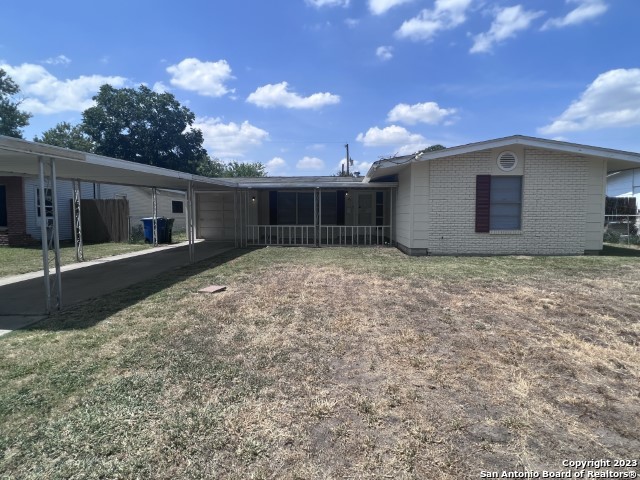 703 E Formosa Blvd Property Photo 1