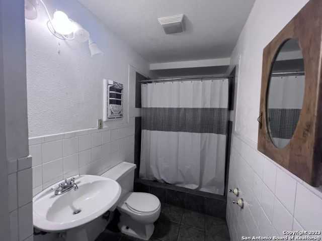 703 E Formosa Blvd Property Photo 6