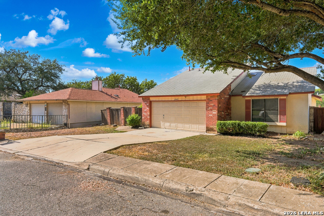 13447 Pebble Holw Property Photo 2