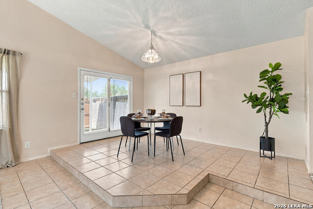 13447 Pebble Holw Property Photo 6