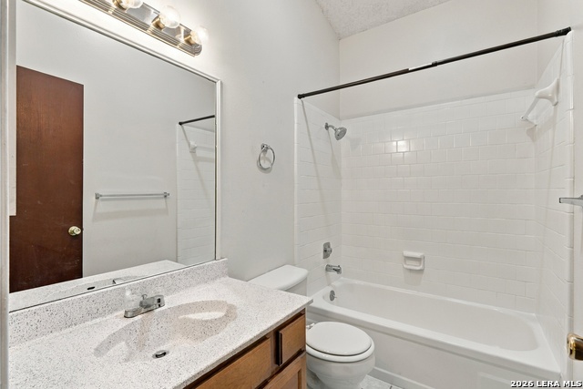 13447 Pebble Holw Property Photo 13