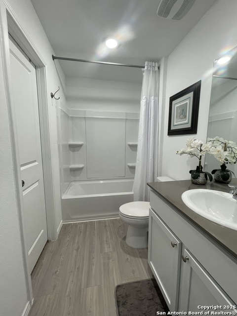 6948 Calcite Trl Property Photo 11