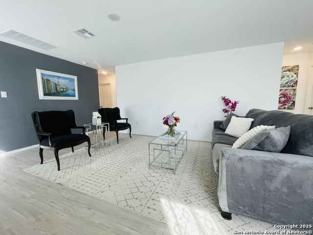 6948 Calcite Trl Property Photo 12