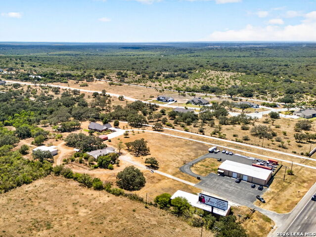 2124 Us Highway 90 W Property Photo 5