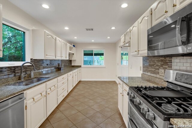 8409 Avocet Dr Property Photo 7
