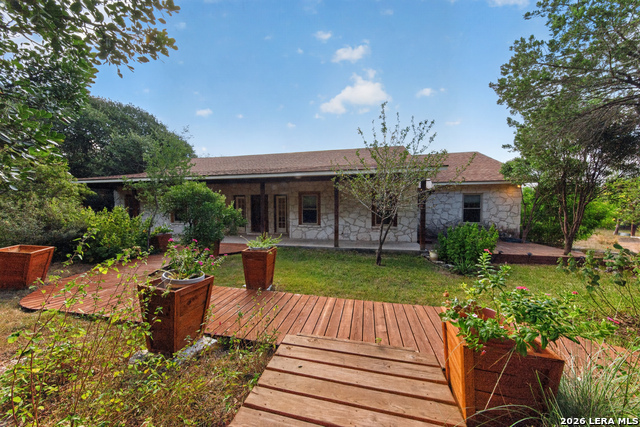 17840 Helotes Springs Rd Property Photo 8
