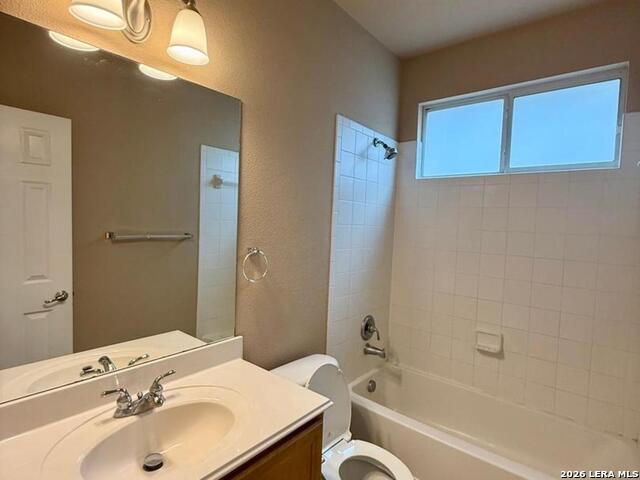 23027 Fairway Bridge Property Photo 6