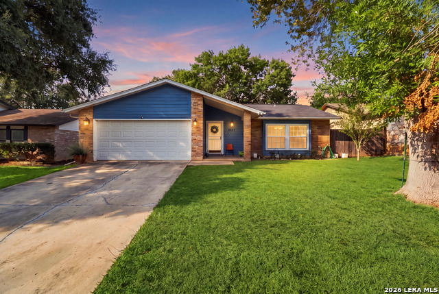 6647 Country Field Dr Property Photo 1