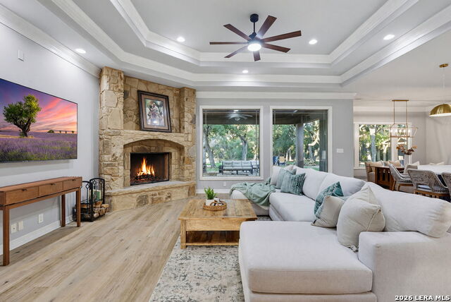 560 Saxet Trl Property Photo 8