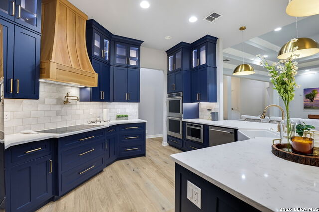 560 Saxet Trl Property Photo 12