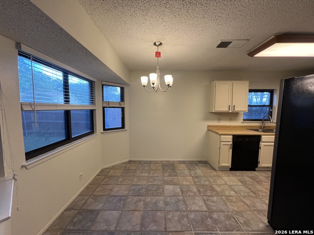 7147 Comanche Rdg Property Photo 3