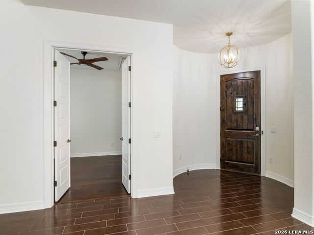 7222 Bluff Run Property Photo 3