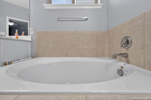 4913 Drovers Path Property Photo 26
