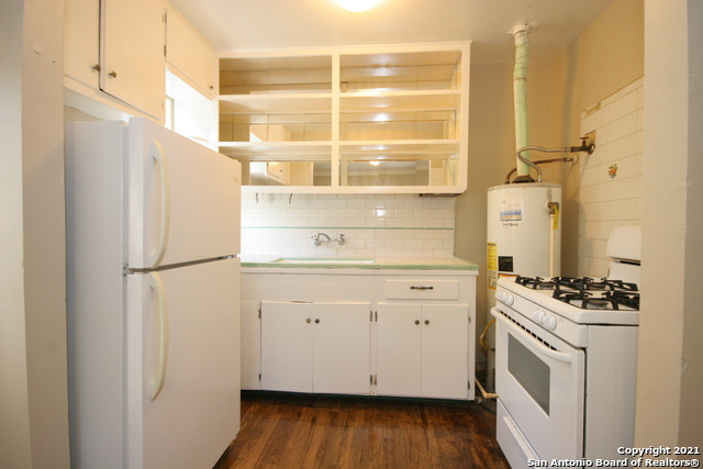 519 W Lynwood Ave Property Photo 3