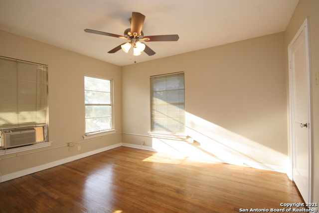 519 W Lynwood Ave Property Photo 5