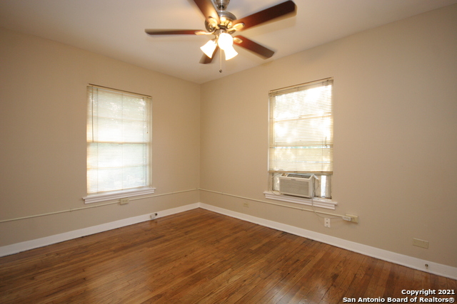 519 W Lynwood Ave Property Photo 6