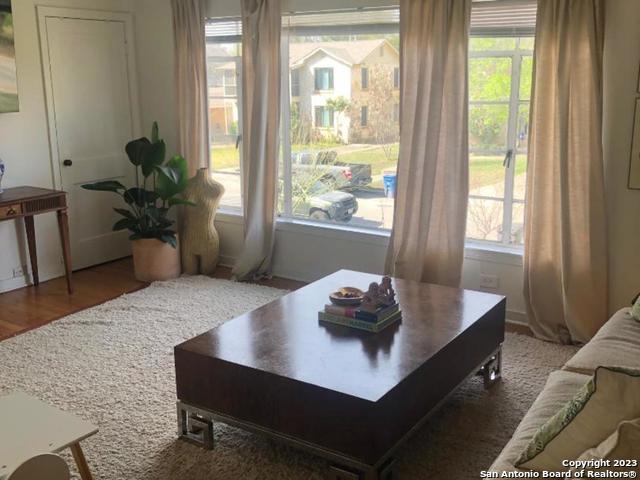 420 Bryn Mawr Dr Property Photo 5