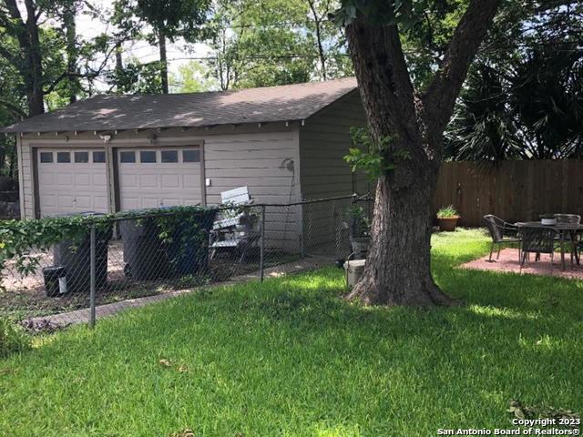 420 Bryn Mawr Dr Property Photo 13