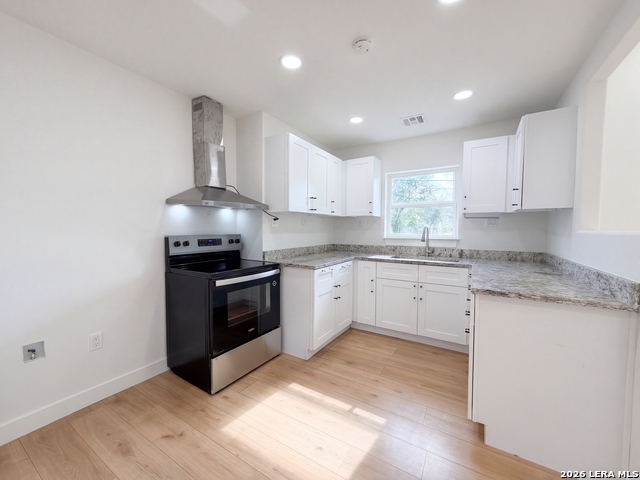 606 E Langley Blvd Property Photo 2