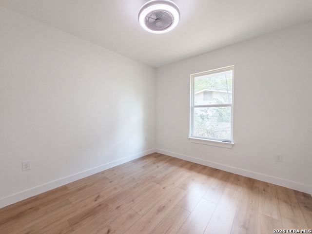 606 E Langley Blvd Property Photo 9