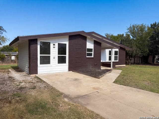 606 E Langley Blvd Property Photo 12