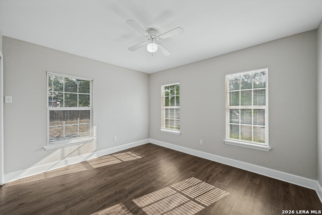 424 Ellis St Property Photo 10