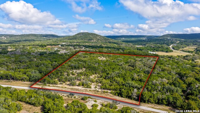 180 Mari B Dr E Property Photo 4